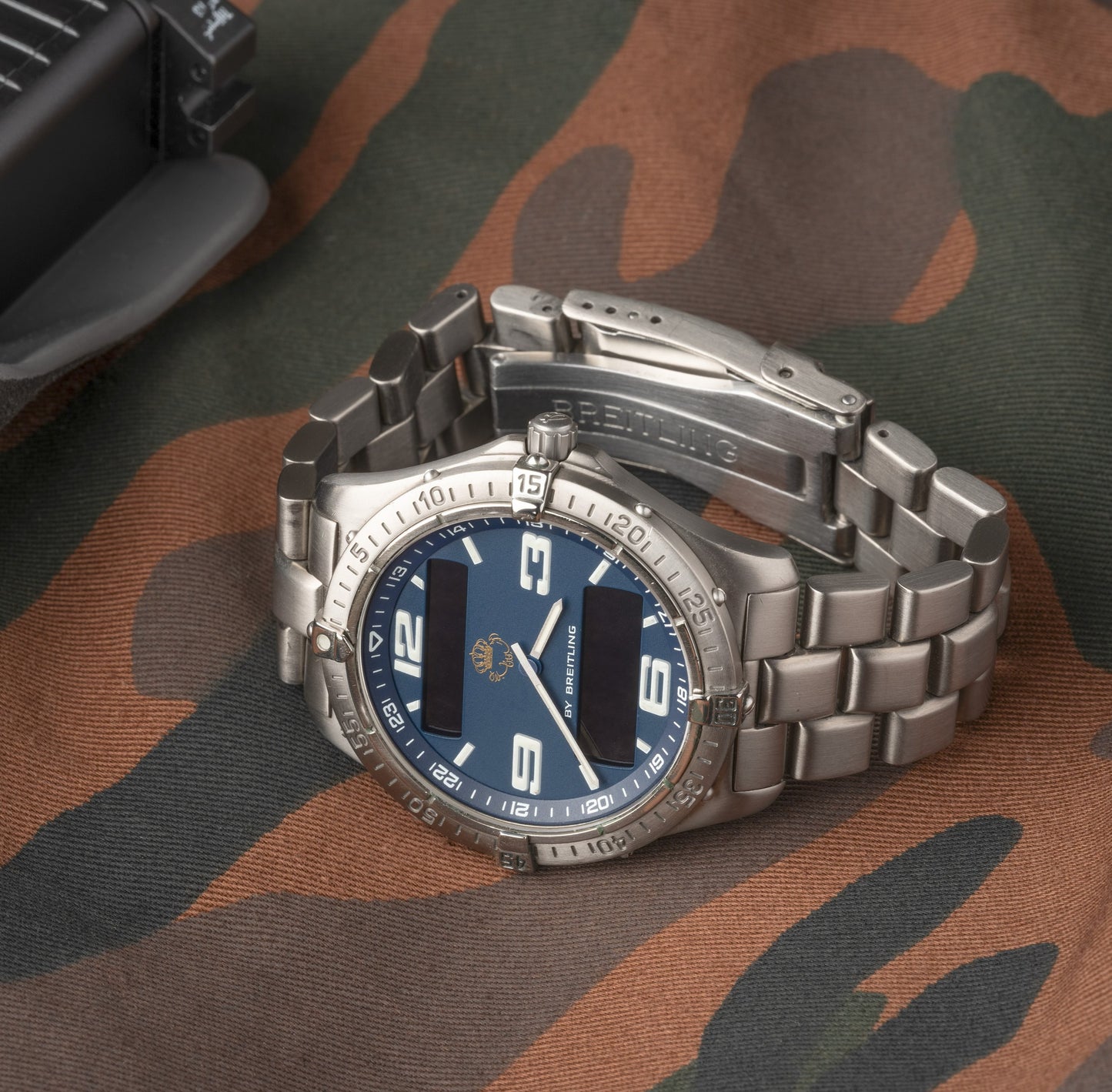 Travel Pouch and Challenge Coin -NEW